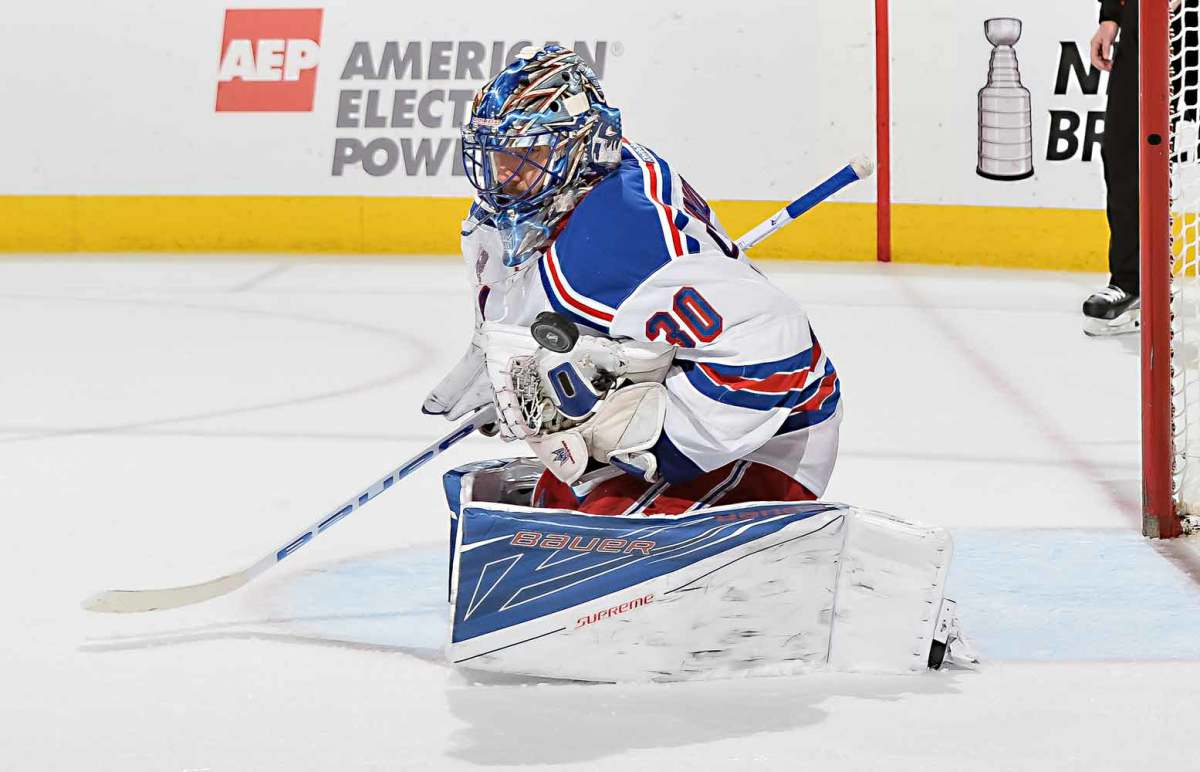 Henrik-Lundqvist-Jamie-Sabau.jpg